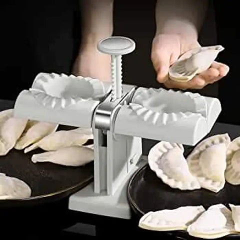 Double head design automatic dumpling machine mold,  dumplings quickly and easily (random color)