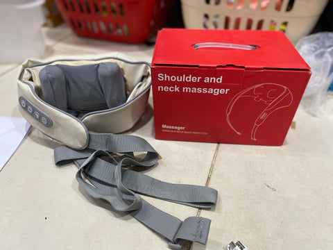 Electric Neck and Shoulder Massager Wireless Kneading Neck and Back Massage Pillow Neck Back Relaxing Massage Shawl (Random Color)