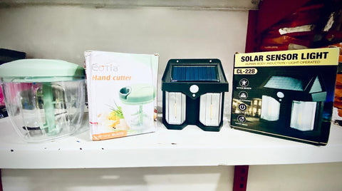 Deal pack of 2 - Solar Wall Lamp and Hand Pull Food Vegetable Chopper (Random color)