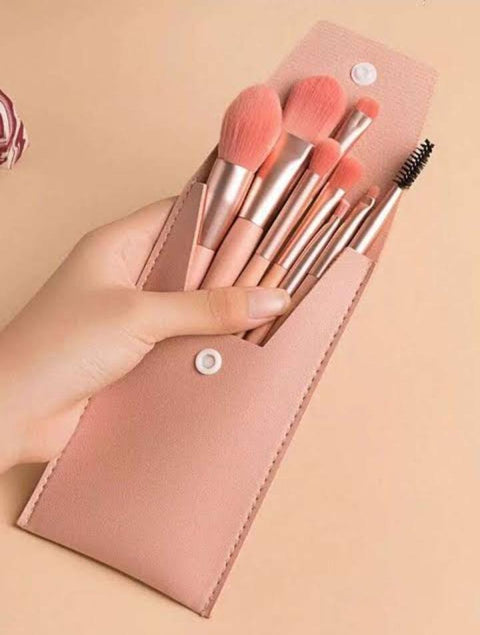 8 Pieces Cute Brushes With Leather Pouch  (random color)