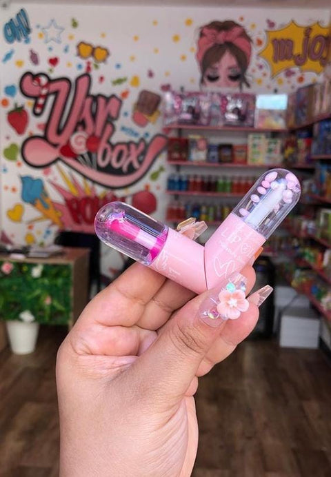 2 in 1 lip balm + lip shiner (random color)