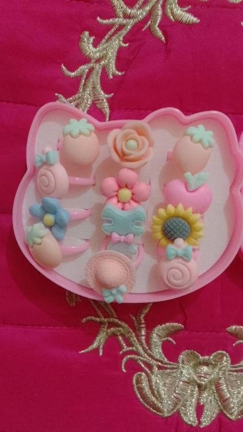 12 PCs cartoon characters rings(plastic)