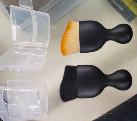 Car interior Cleaning &amp; Multifunctiona  Soft Hair Brush For cleaning of Small and Tiny Places (random color)