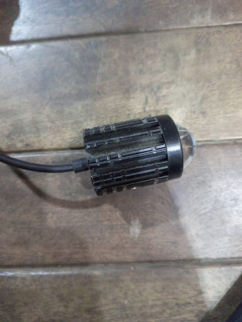 2 pcs Mini drive fog light with ( 3 point ) gift fog light for all bikes With Yellow &amp; white colour . For Bike ,Car , Jeep .