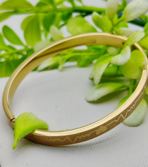 Adjustable Premium Heartbeat-Engraved Adjustable Cartier-Inspired Gold Bracelets | Best Quality Artificial Bracelet For Girls &amp; Women | Bracelet For Every Occasion | Elegant Design ✨