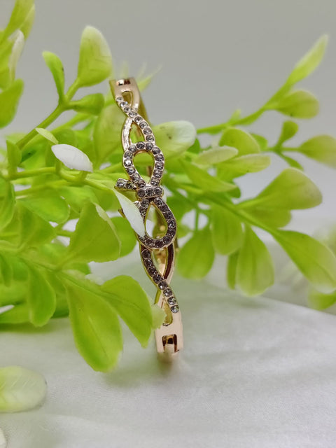 1 Piece Imported Elegant Adjustable Bracelet with Different Design | Twisted, Heart, Chevron, Dazzling Crossed, Intricately Crafted Design | Adjustable Bracelet – Best Quality Artificial Bracelet For Girls &amp; Women ( Golden )