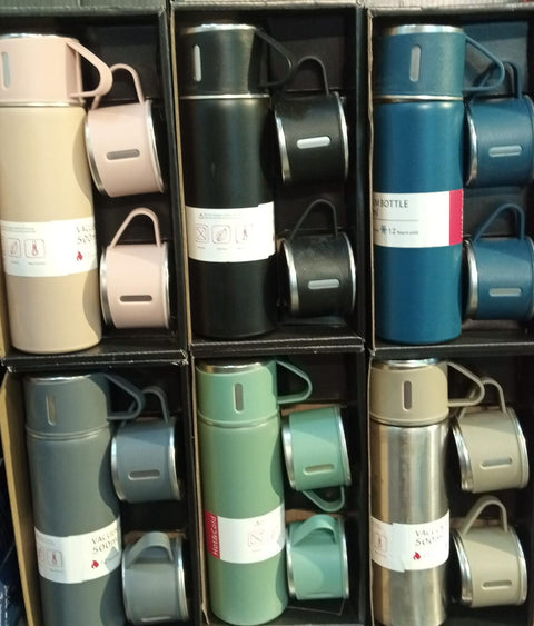 3 Cup 500 Ml Double-Layer Stainless Steel Vacuum Flask Set  ( Random Color )