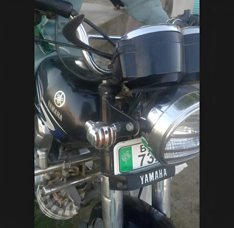 4 pcs 12V Universal Motorcycle Grill Turn Signal Lights – Amber LED, Chrome Body, Compatible with Honda, Yamaha, Kawasaki, Sportster 1200, and More.