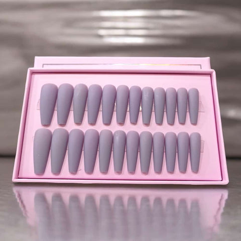24Pcs O.TWO.O  Matte Nails with accessories
