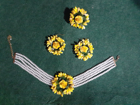 Artificial flower Flower Jewelry Set Pearl  Choker Necklace with Maang Tikka Earrings Floral Handmade perfect for mehndi, mayon, or haldi ceremonies