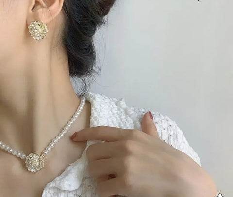 Elegant Flower Design Pearl Stone Set  / Necklace/ Earrings /Braclet   For Women Jewelry