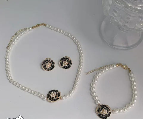 Elegant Flower Design Pearl Stone Set  / Necklace/ Earrings /Braclet   For Women Jewelry